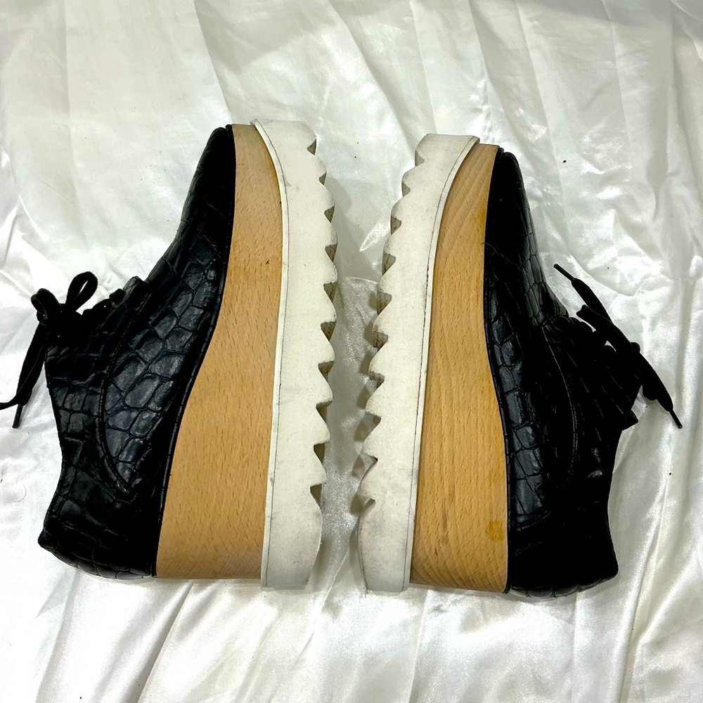 Stella McCartney leather lace up shoes 🖤🤍🖤🤍 - Picture 2 of 13